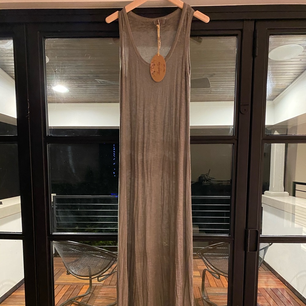 Long simple grey dress